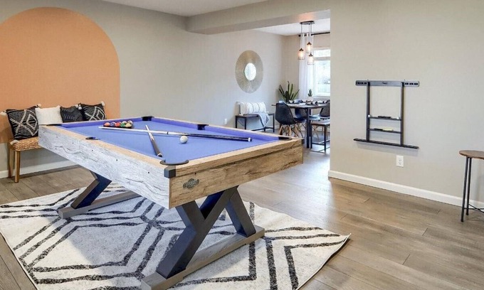 Ralston Valley House | Spacious Rocky Mountain Home w/EPIC Bar, Pool Table, Game Rooms & more 5BR/4BA