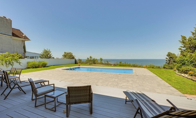 Rocky Point Cottage | Spacious Rocky Point Retreat w/Al Fresco Dining!