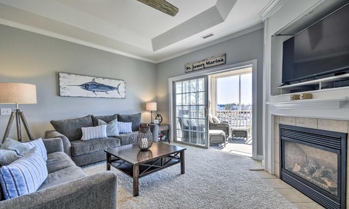 St. James Apartment | Spacious Southport Condo with Balcony!