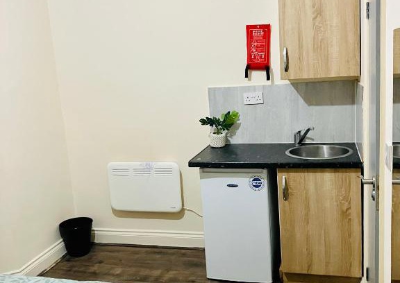 Belvedere House | Spacious Studio- Ark Living