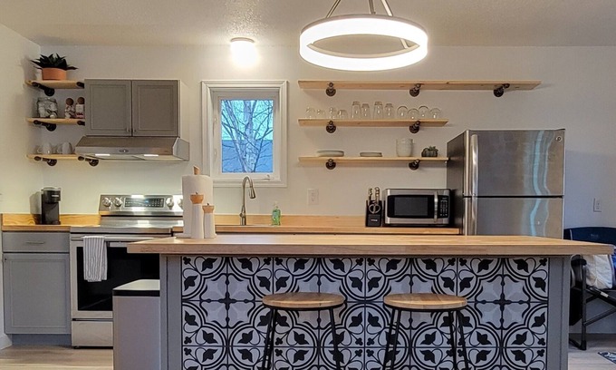 Fairbanks Apartment | Spacious Studio! Conveniently located near shopping district.