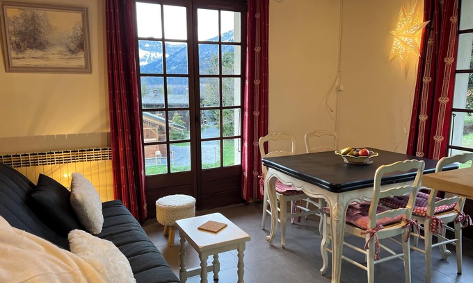 Crest-Voland Apartment | Spacious studio with terrace and mountain views