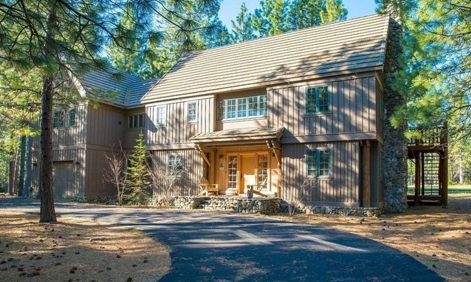 Black Butte Ranch House | Spacious, Stunning Lodge Inspired Home, Views of GM#14 Fairway