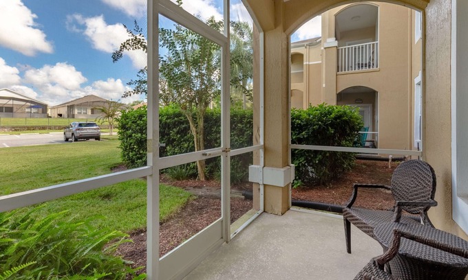 Windsor Palms Condo | Spacious three-bedroom/two-bathroom condo in the sought-after Windsor Palms!