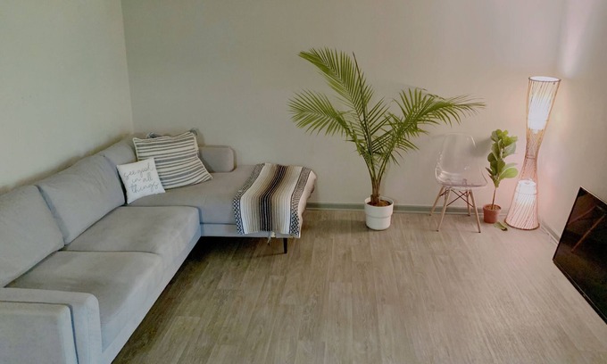 Sandy Springs Apartment | Spacious Treehouse Paradise