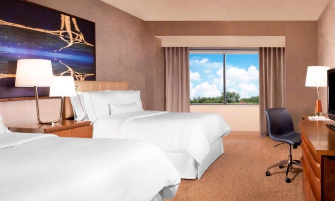 Park Central Hotel | Spacious Unit | Near Dallas Park Central Mall