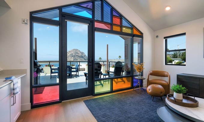 Morro Bay Condo | Spacious Upstairs Harbor View Suite w/Oversized Private Deck & Incredible Views