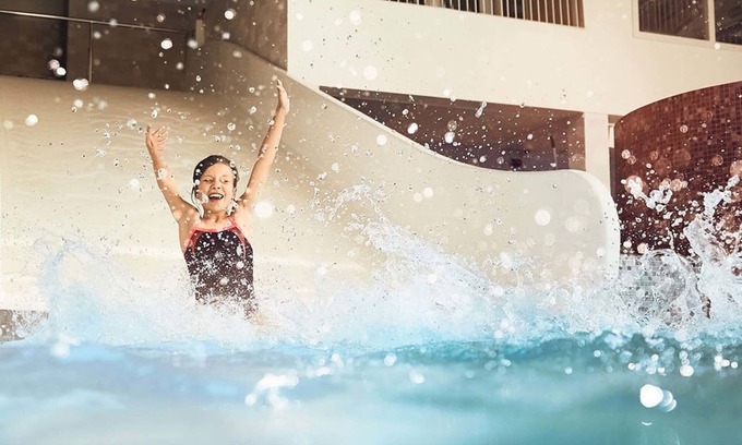 De Cocksdorp Villa | Spacious villa with deco fireplace on Texel