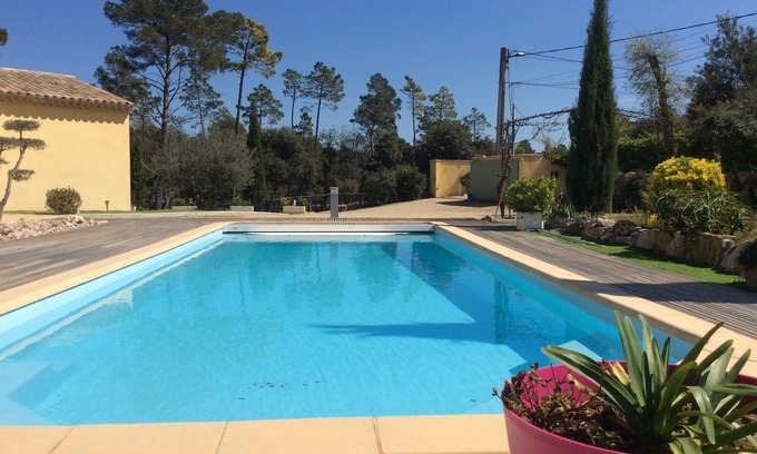 Sillans-la Cascade Villa | SPACIOUS VILLA IN A QUIET LOCATION IN SILLANS-LA-CASCADE IN PROVENCE 3BEDROOM- 2BATHROOM