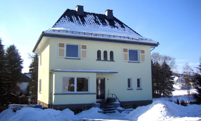 Ortsmitte Villa | Spacious Villa near Center