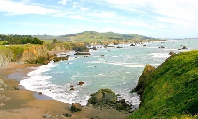 Bodega Bay Cottage | Spacious Yet Cozy Bodega Bay Experience!