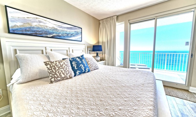 Lower Grand Lagoon Condo | Special 20%off/dy+ 20%off/wk Nov 8-Nov 22 -Treas Island 2 King BR Condo. Beach