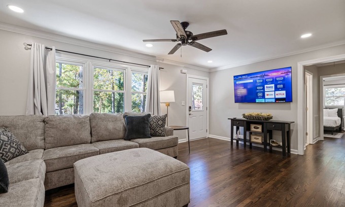 Cartersville House | Special Offers! 3-King Bedrooms + Fenced Yard