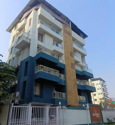 Phase 3 Bed & Breakfast | Specious Room in Ranveer Studio