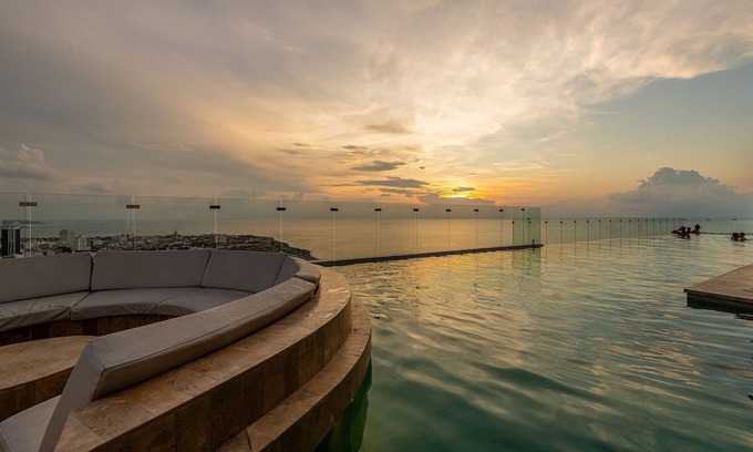 Cartagena District Apartment | Spectacular Ocean View and Historic Center 2BR