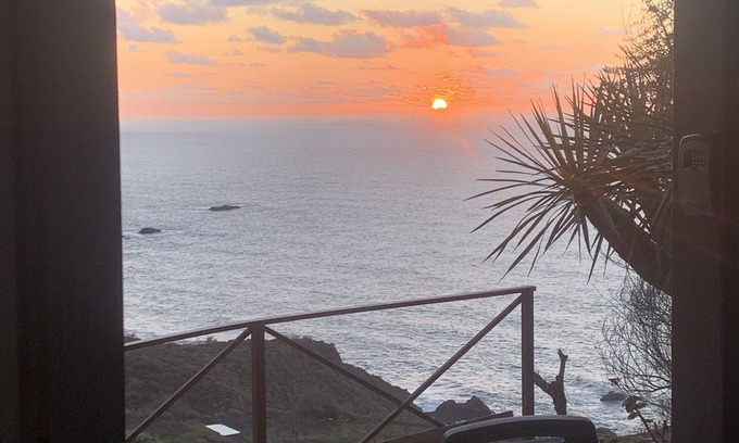 Santa Cruz de Tenerife Cottage | Spectacular Secluded home beween the mountains and the sea