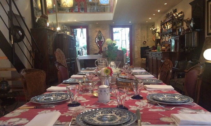 Eymet House | Spectacular Surroundings Spectacular Location a 550+ yr old VillageHome in Eymet