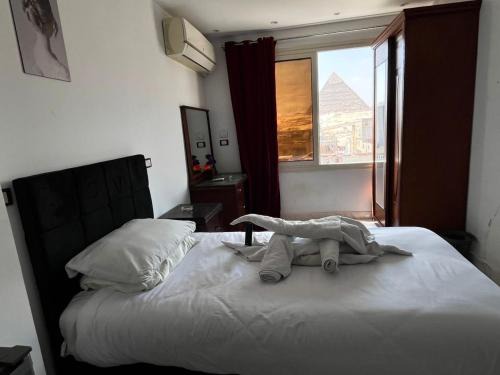 Giza Hotel | Sphinx Resort Pyramids View