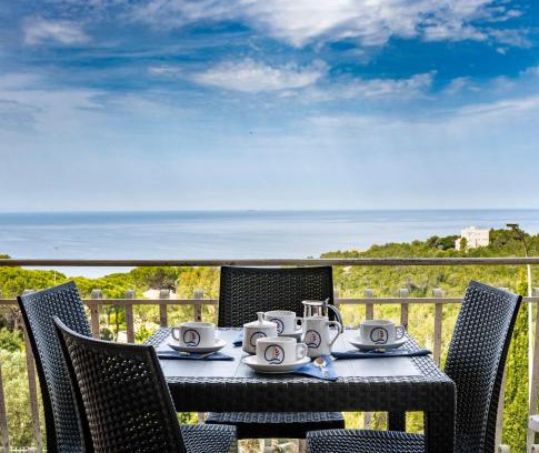 Castiglioncello Apartment | Spianate