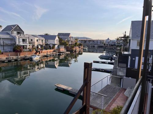 Waterfront House | Spinnaker Quays Waterfront Villa