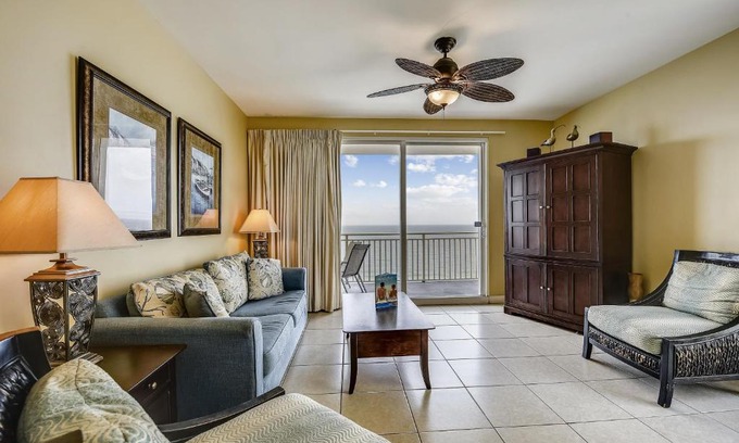 West Panama City Beach House | Splash Beach Resort #1601-W by Book That Condo