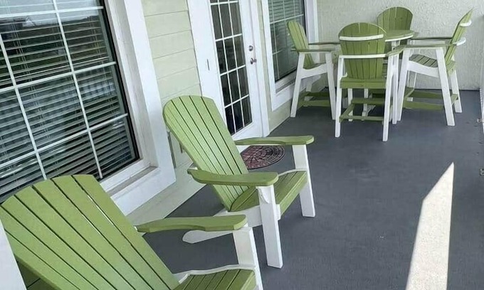 Indian Rocks Beach Apartment | Splash Harbour Waterfront Condo, Harbourside #7717
