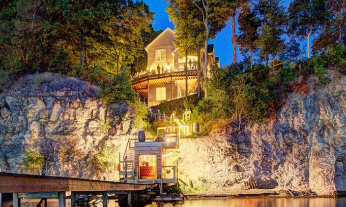 Teall Beach House | Splash into the Finger Lakes at Locke's Glen and walk to Zugibe Winery!