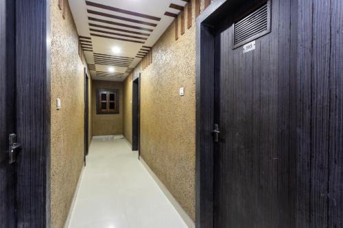 Bhopal Hotel | SPOT ON Hotel Trishla