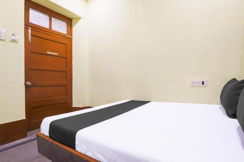 Hyderabad Hotel | SPOT ON SR CONTINENTAL