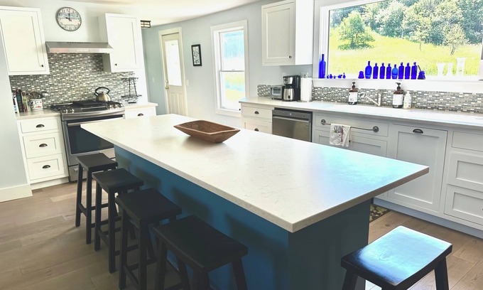 Wilmington House | Spruce Hill Farm - 1850 Farmhouse on 50 Acres - Minutes to Mt Snow!