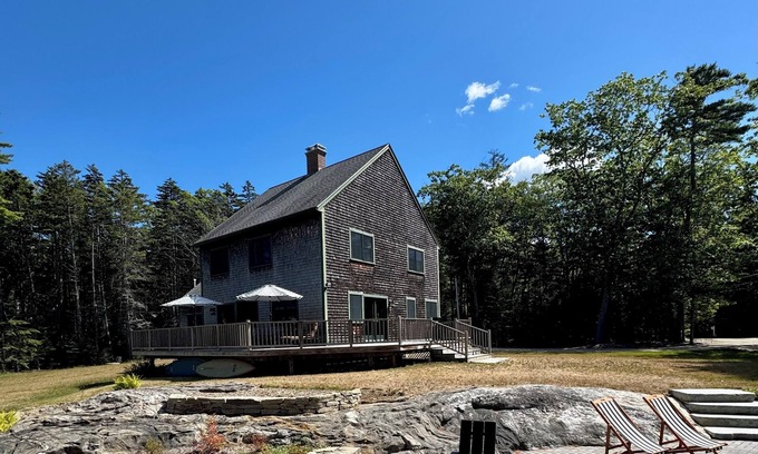 Waldoboro House | Spruce Ledge - mid-coast Maine. ocean views w deep water access. sauna. retreat.