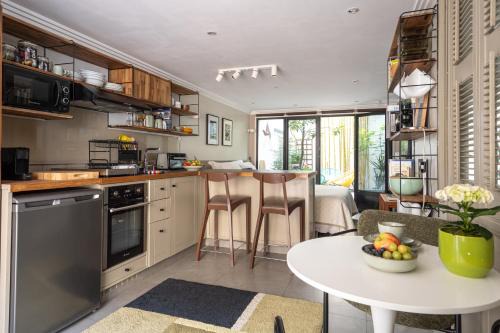 Neuilly-sur-Seine Apartment | Square Studio