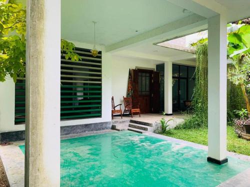 Hikkaduwa Villa | Sri Holiday House - Hikkaduwa