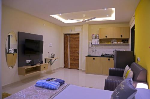 Serilingampally Apartment | Srinivasam-StudioFlat13-Kondapur