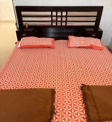 Faizabad Apartment | SRIRAM HOMESTAY 01 KM to SRI RAM MANDIR