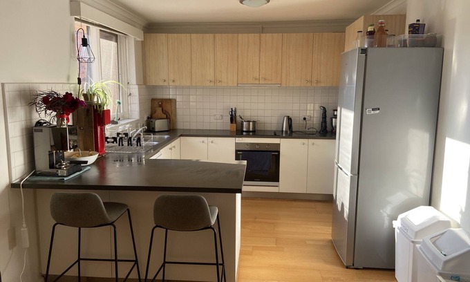 St Kilda Apartment | St Kilda Grand Prix apartment