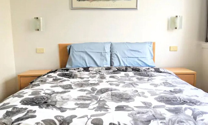 St Kilda Apartment | St Kilda Queen Studio Free Parking Wifi