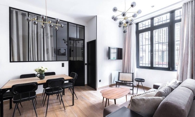 L'Europe Apartment | St-Lazare/Pigalle Luxury & Design Apartment 2BR