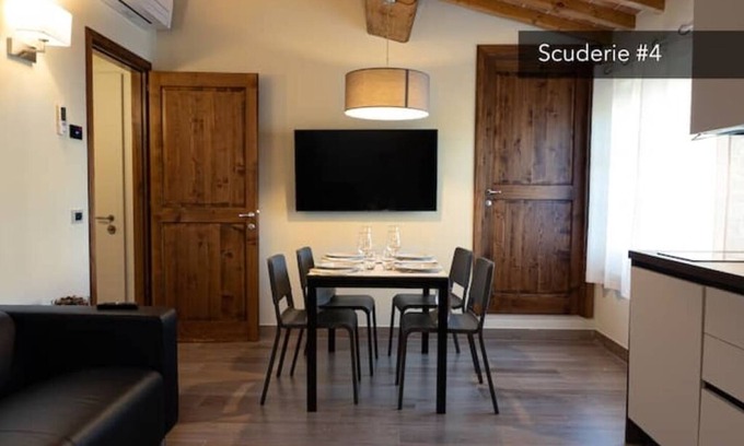 Novoli - San Donato Apartment | Stables 4 | Apartment Villa Carobbi