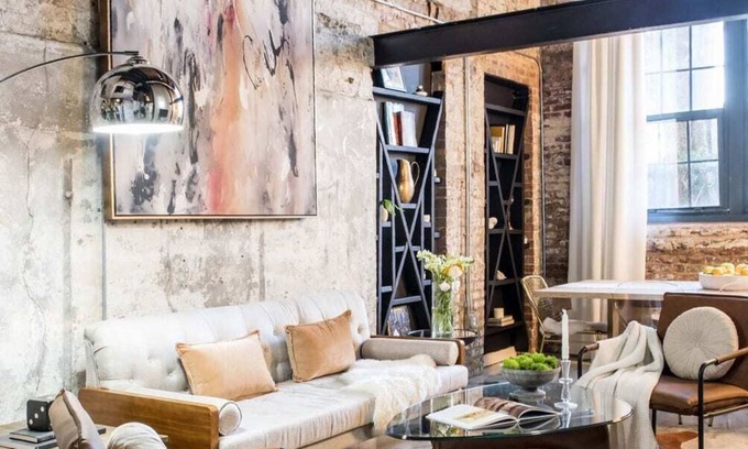 Cabbagetown Condo | Stacks on Stacks Summ