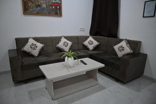 Indore Apartment | Staeg 102-1Bhk Furnished Apt