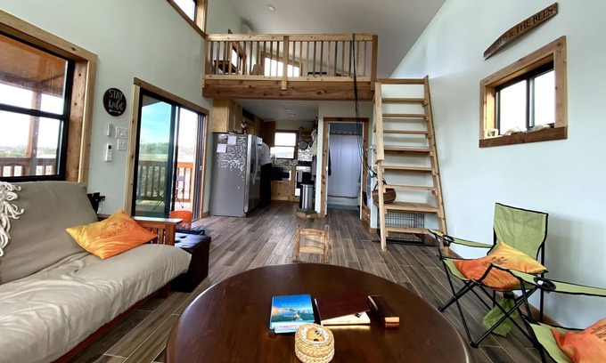 Fredericksburg Apartment | Stargazing Cabin - The Nerds & The Bees!