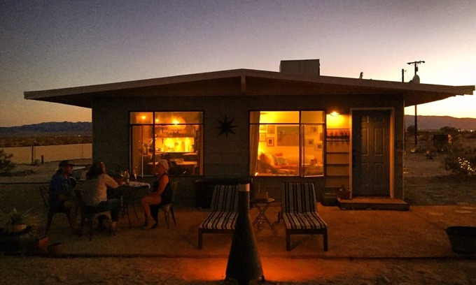 Wonder Valley House | Starlight Ranch - Wonder Valley - Joshua Tree North - 360 degree Mountain Views!