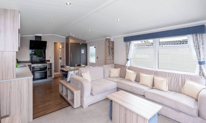 Prestonpans Apartment | Starlink WIFI - Havan Caravan Park