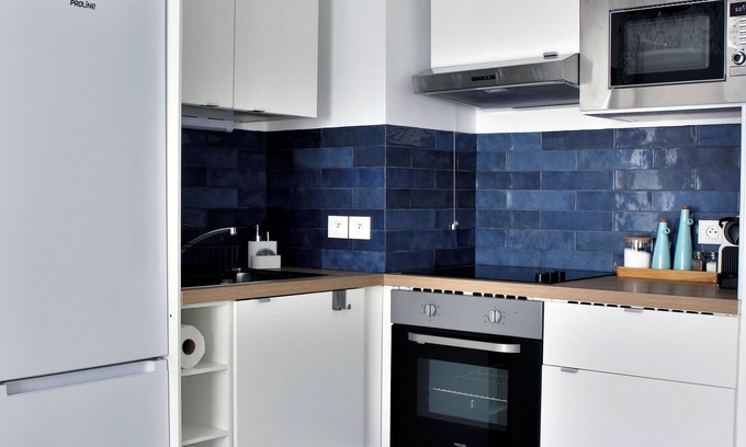 Les Puces de Saint-Ouen Apartment | STARRY in SO, free parking, JO: free ticket pass