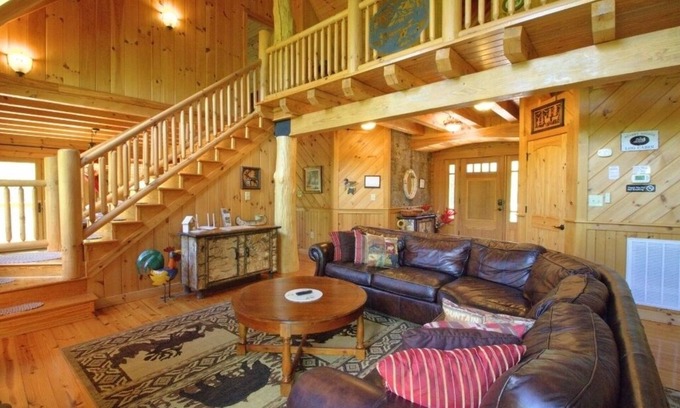 Lake Lure House | Starry Nights at Rumbling Bald