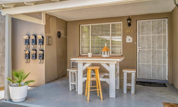 Mountain 1st Avenue Apartment | Starry Southwest Retreat | Near Downtown & UofA