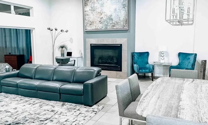 Central Sarasota Apartment | Starry Waters Retreat