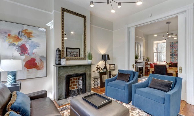 Historic District - North House | State St Victorian - 2 car Garage-steps to Broughton-Pets welcome