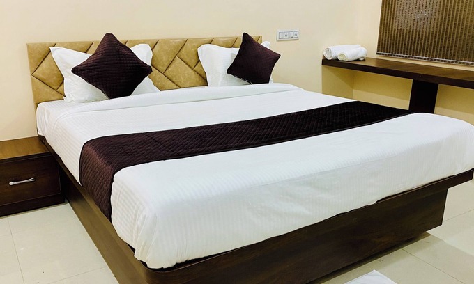 Rau Hotel | Stay 10 B&M